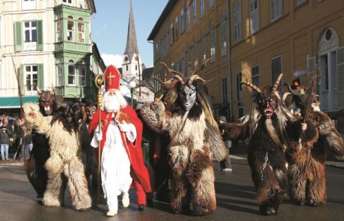 While the Christmas story is the same in every country, Christmas Eve is celebrated very differently from country to country. This also applies to who brings the gifts: Santa, Baby Jesus, Saint Nicolaus or Father Frost. In Albania, Nikolaos of Myria brings the presents on Christmas Eve. He is the original Saint Nicolaus who inspired the Nicolaus Day tradition on the 6th of December in many European countries. 2018 marks the 200th anniversary of the world-famous song silent-night, which originated in Austria in 1818.