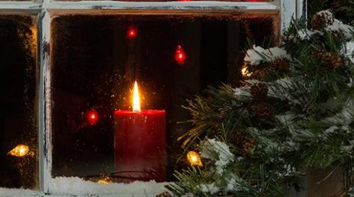 Ireland shares many Christmas traditions with the UK and US, but also have a few of their own. The lighting of thick, tall candles on the sill of large windows after sunset on Christmas Eve is an old Irish custom. The candles are left to burn all night to provide a welcoming light for Mary and Joseph.